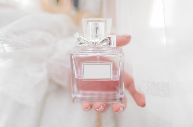 How to Layer Perfumes for a Signature Scent